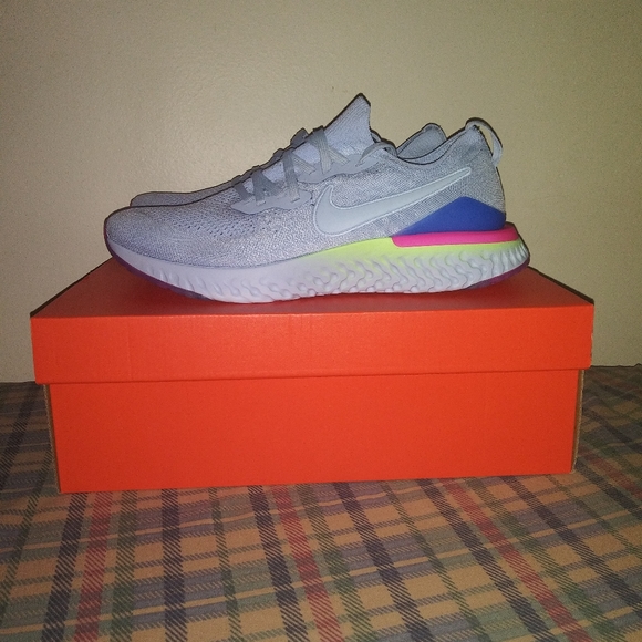 NEW Nike Epic React Flyknit 2 "Hydrogen Blue" - Picture 2 of 5